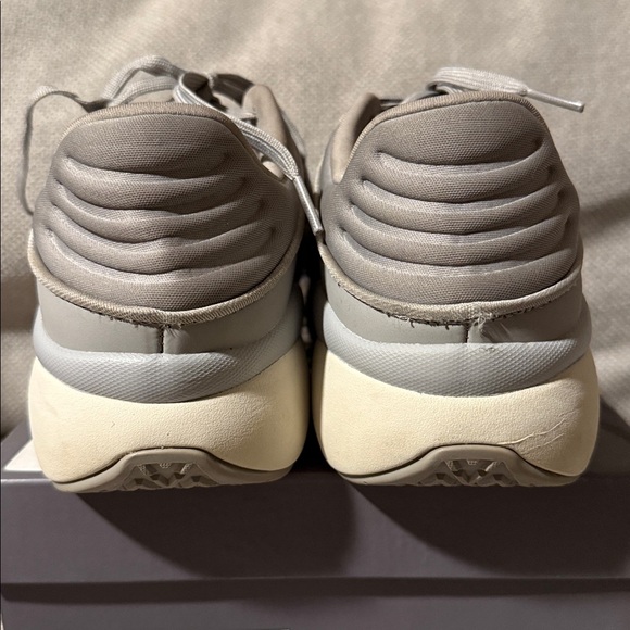 Abeo MXV Gray 8 Athletic Sneakers
